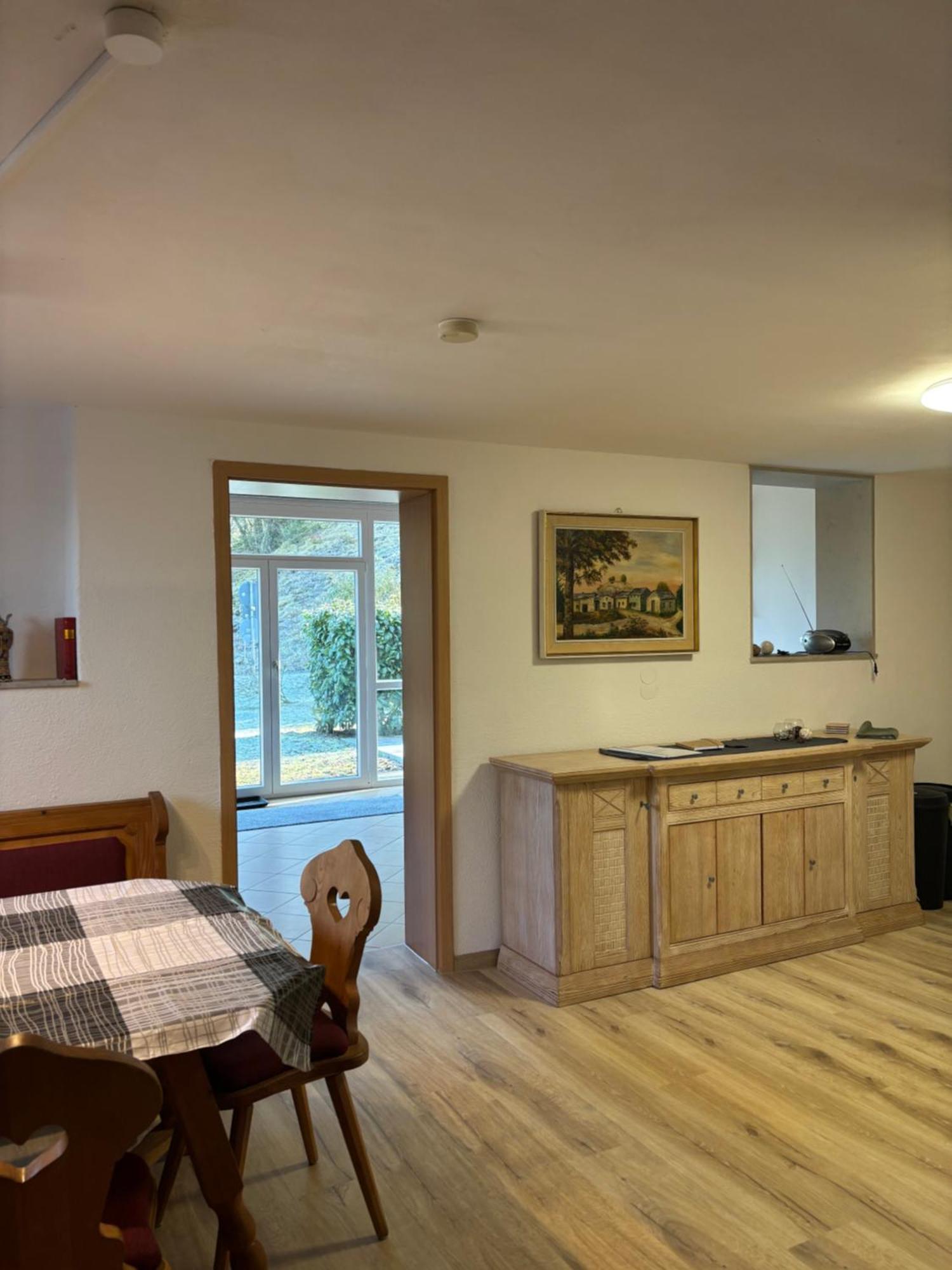 Haus Zum Talblick Apartment Solnhofen Exterior photo